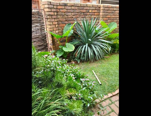 3 BEDROOM DUPLEX FOR SALE IN BIRCHLEIGH NORTH